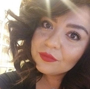 Meet your Posher, Zuly